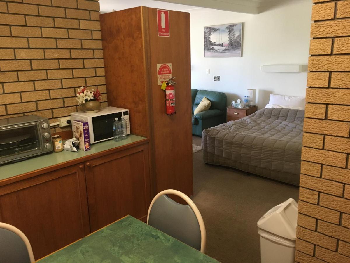 Guyra Motor Inn Екстериор снимка